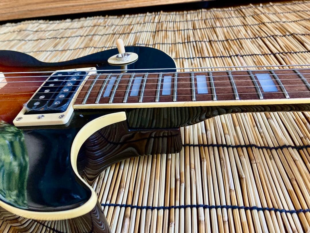 ☆ヨッピー　☆メーカー名「T」 モディファイして新機能搭載したレスポール