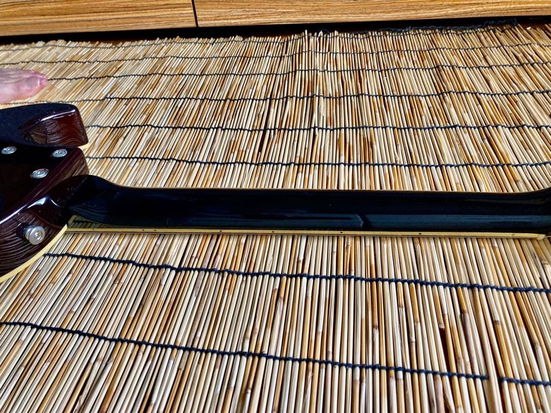 ☆ヨッピー　☆メーカー名「T」 モディファイして新機能搭載したレスポール