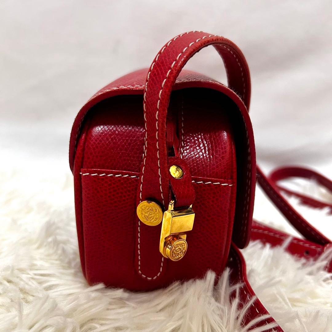 外観美品 LOEWE レザー　レッド　アナグラム　ショルダーバックロスボディ