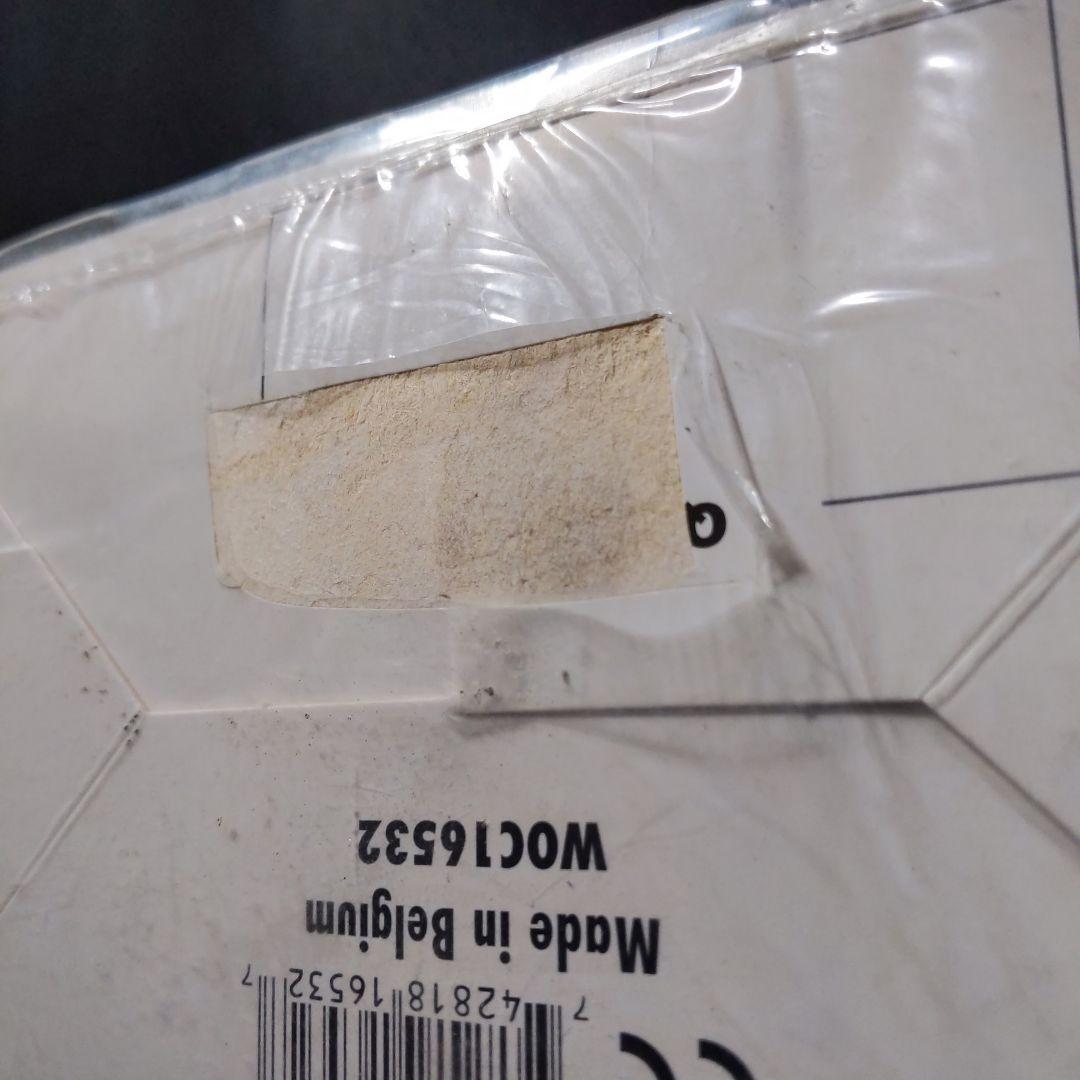 ●ストロングホールド（STRONGHOLD）ブースター　英語 １箱（未開封新品）