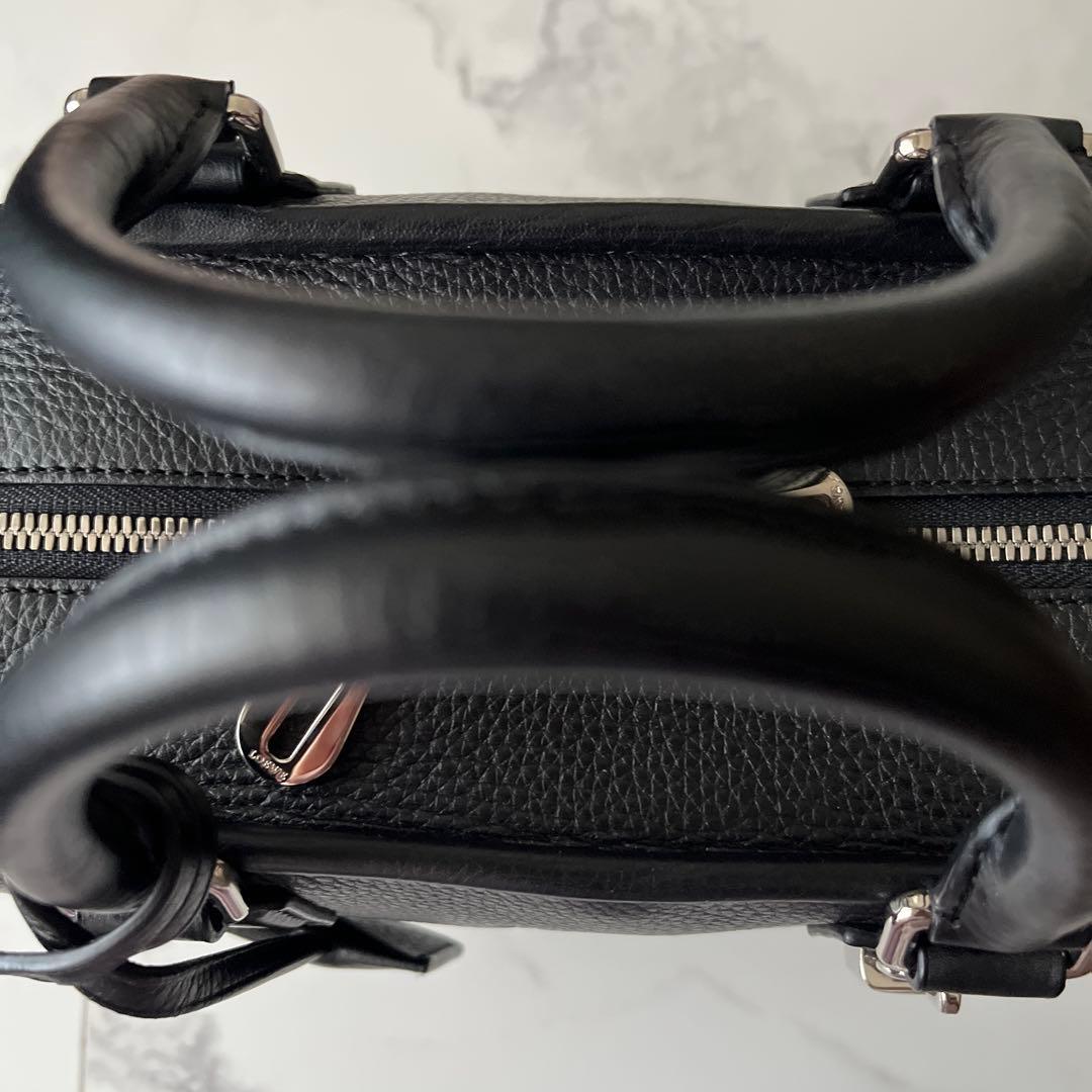 ロエベ　アマソナ28 ハンドバッグ レザー　ブラック　シルバー金具