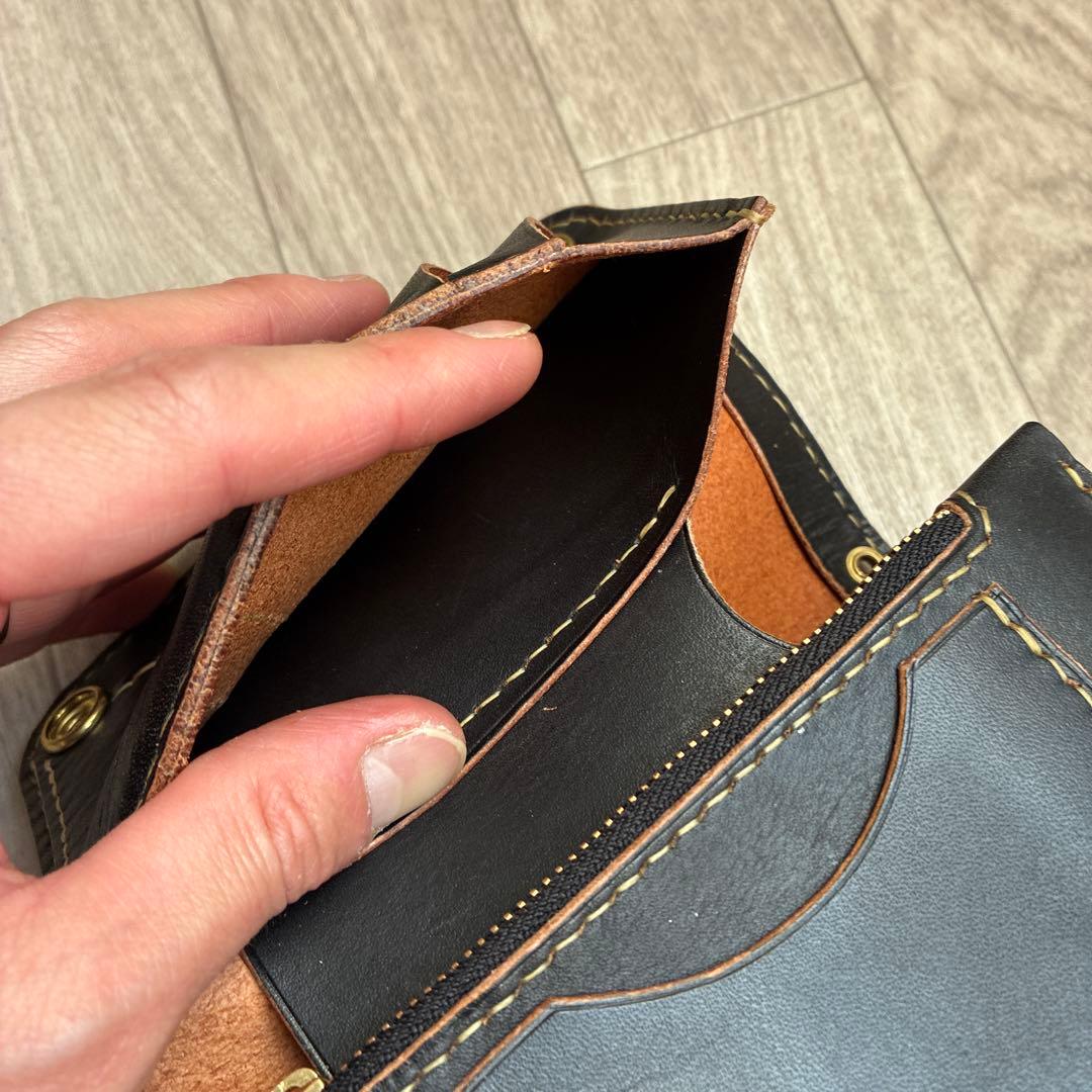 あかたページ　トラッカーウォレットミドル