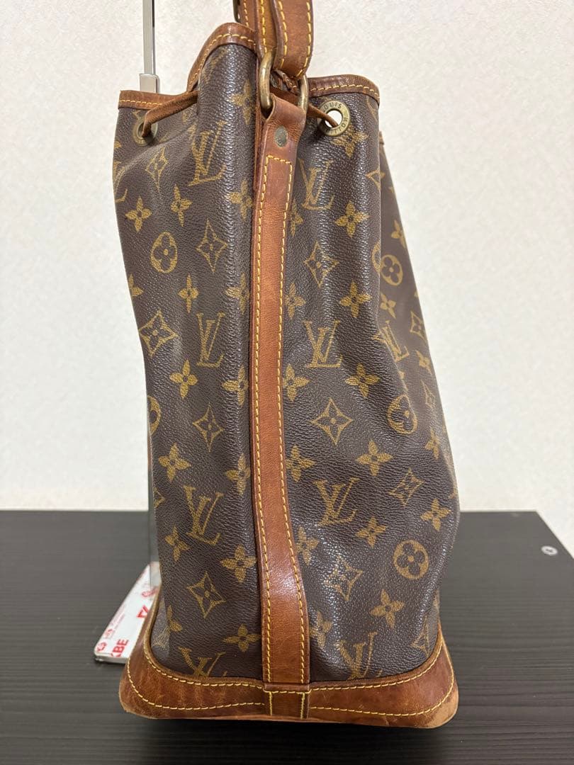 LOUIS VUITTONモノグラム ノエ ショルダーバッグ