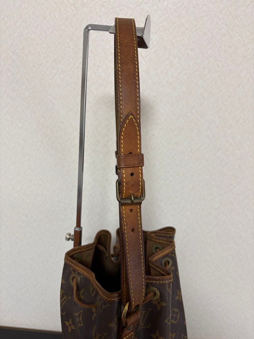 LOUIS VUITTONモノグラム ノエ ショルダーバッグ