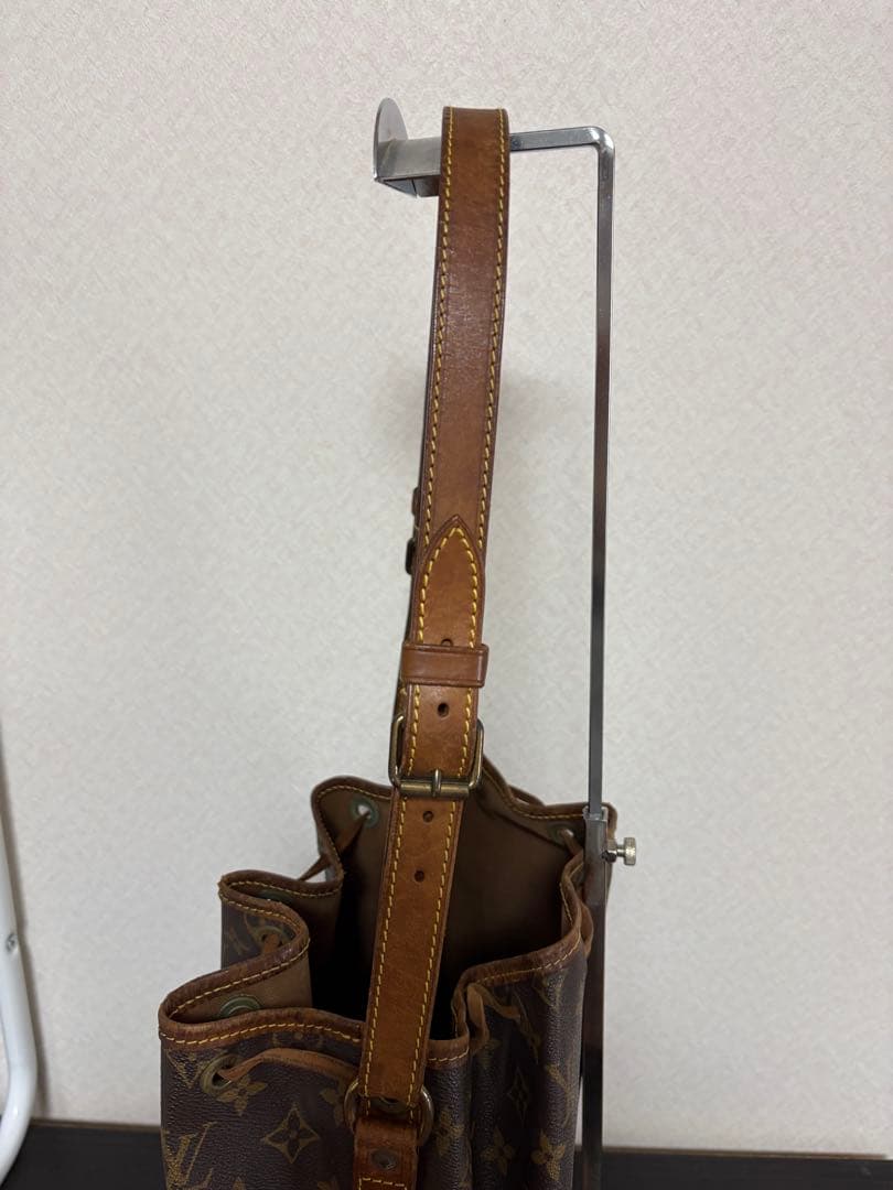 LOUIS VUITTONモノグラム ノエ ショルダーバッグ