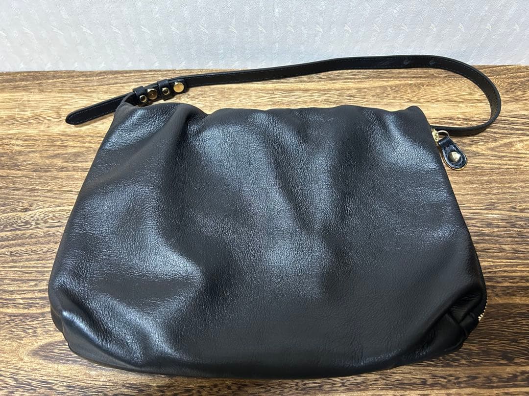 gemeil　レザーワンハンドルバッグ　ブラック