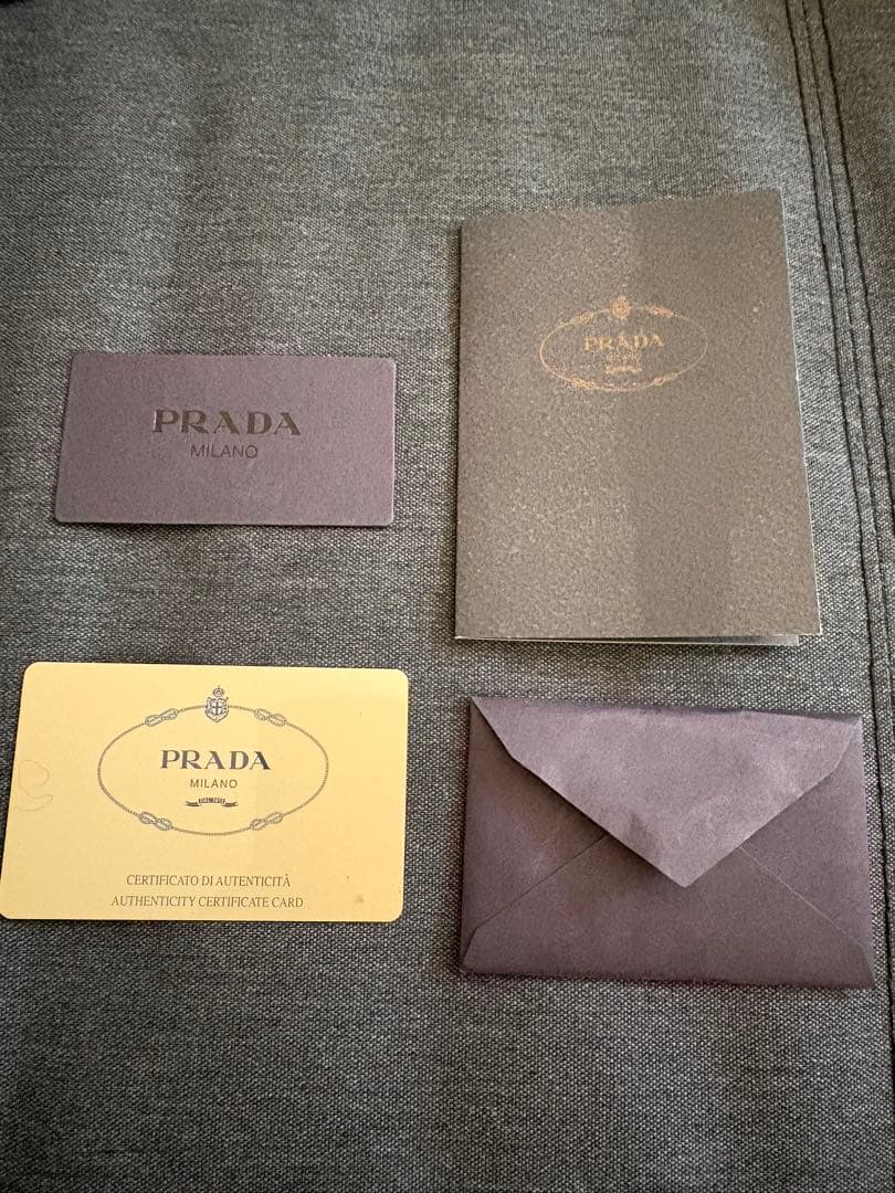 PRADA ブラック ショルダーバッグ　ナイロン×レザー新品未使用