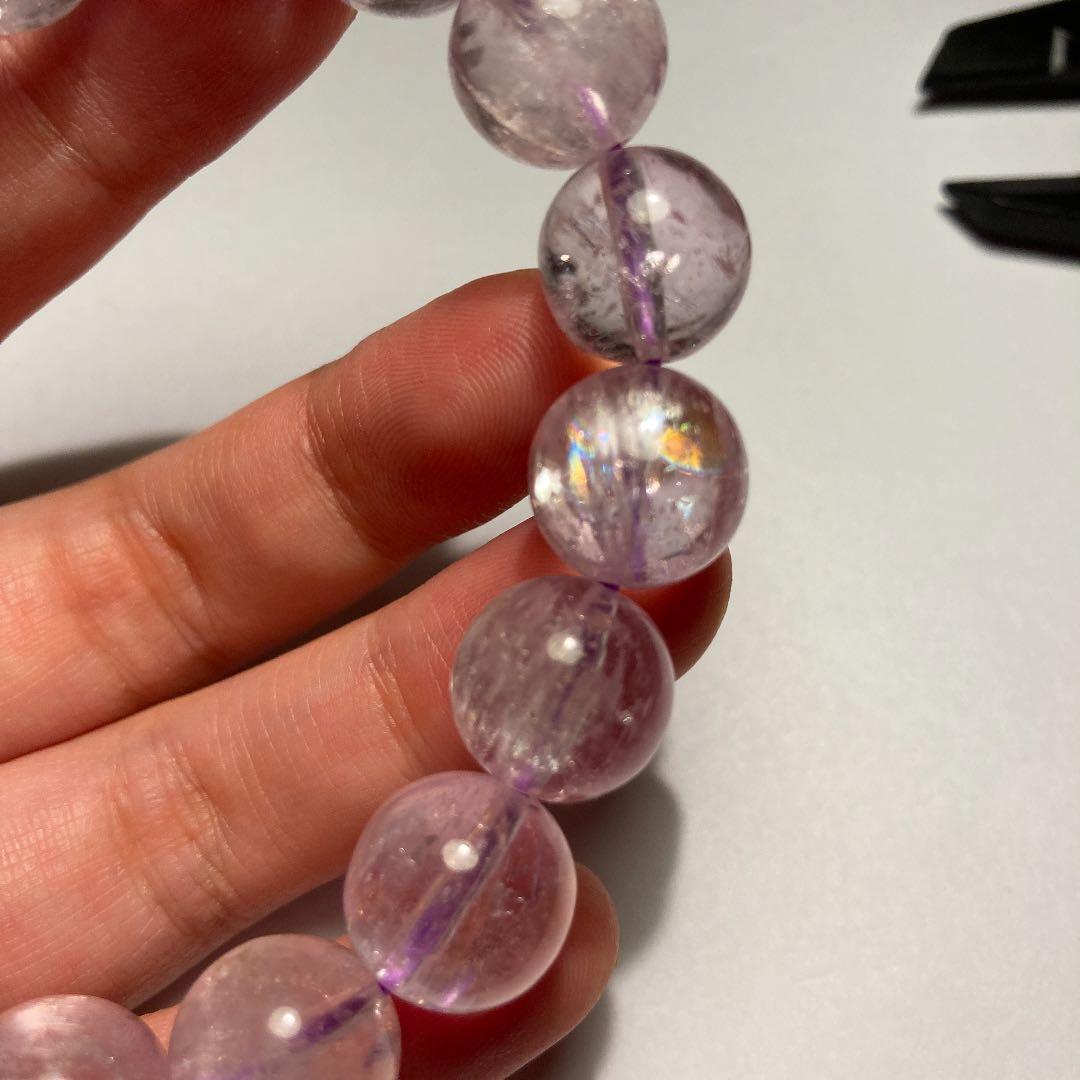 【るい】クンツァイト　虹玉あり　大玉12ミリ　内径16.8センチ