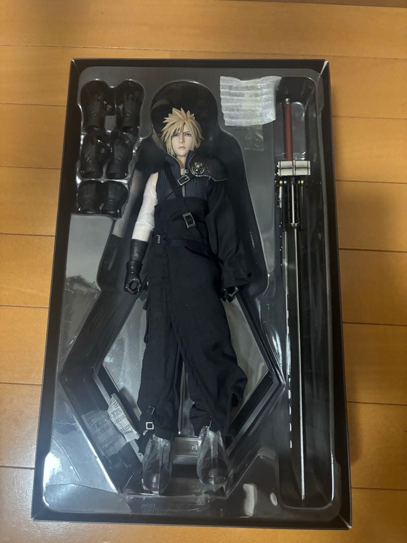 FFⅦAC GAMETOYS 1/6 クラウド フィギュア GT-006 開封済 FFⅦAC GAMETOYS 1/6 クラウド フィギュア GT-006 開封済 FFⅦAC