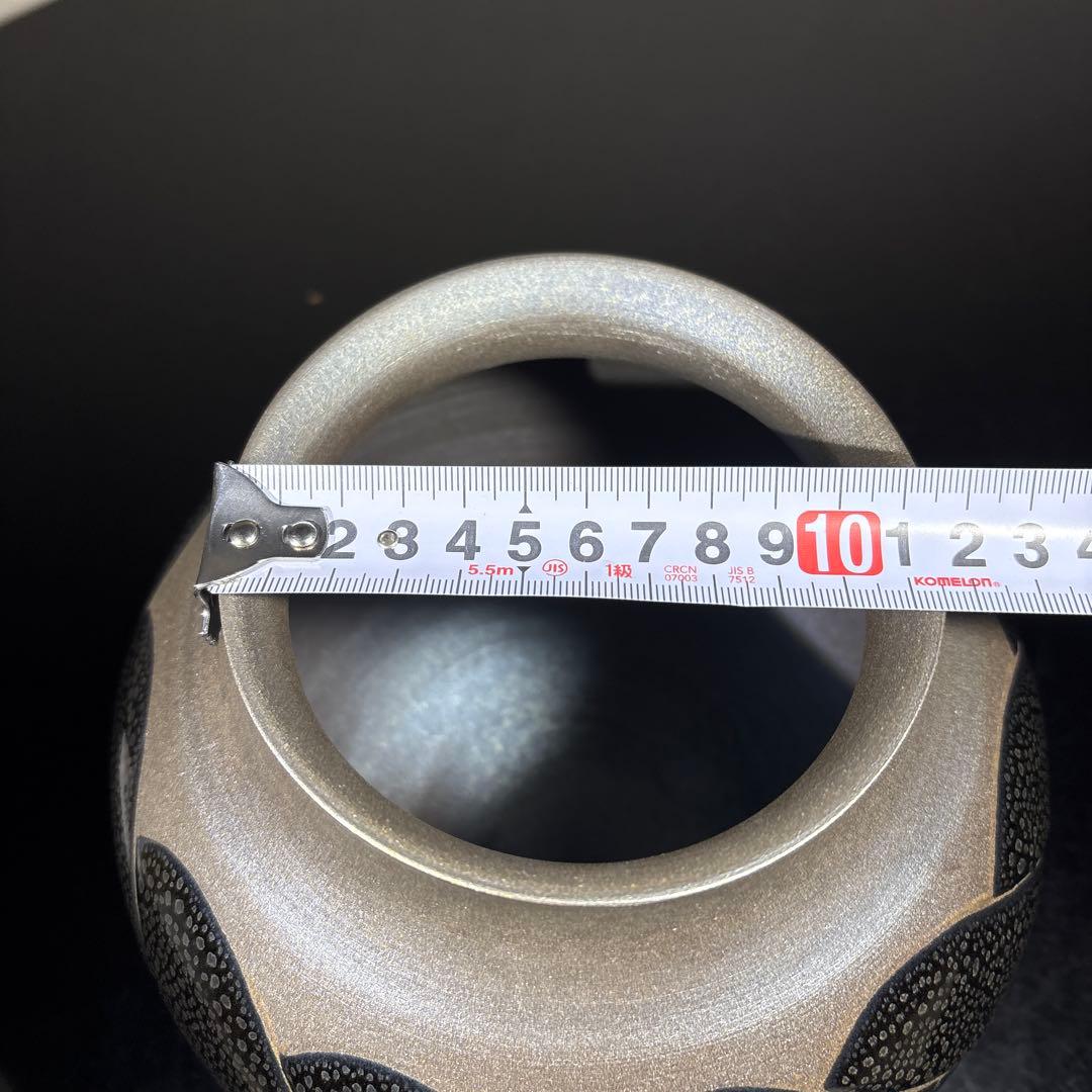 真作　希少作　久田重義　油滴三ッ編文花器