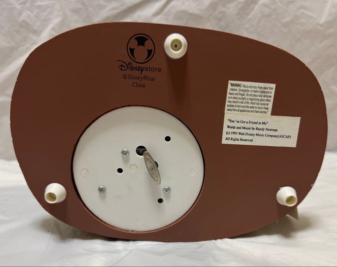 ディズニーストア トイストーリー2 TV型 オルゴール付きスノーグローブ