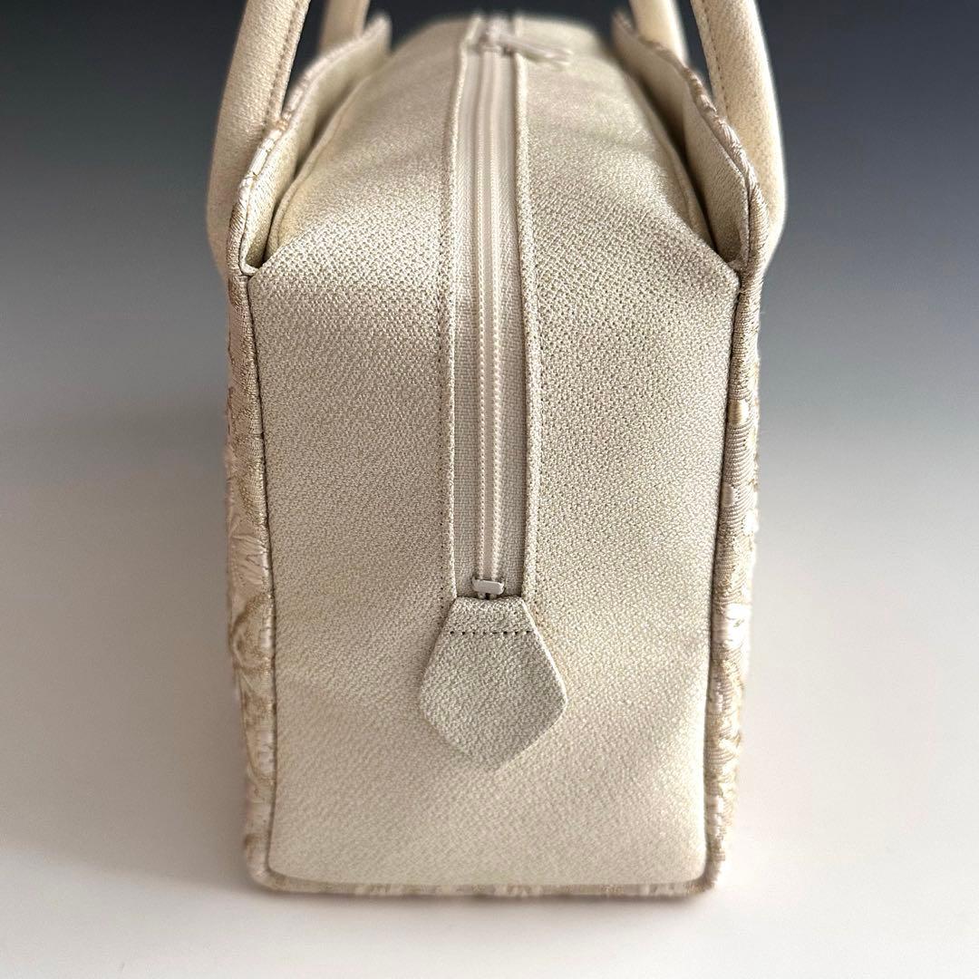 新品未使用 ！！特別セール！！京都 西陣 正絹 帯使用 利休バッグ　251114