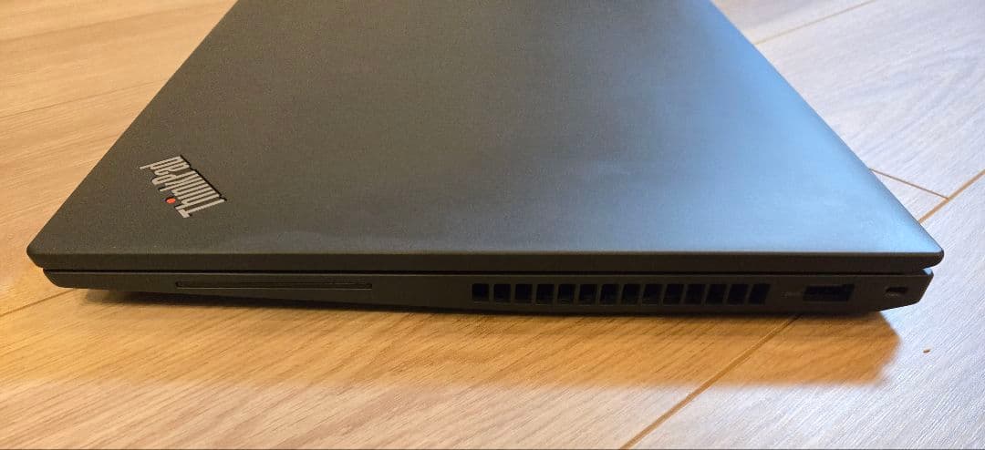 美品・バッテリー極良好】ThinkPad T16 Gen1 12世代/16GB