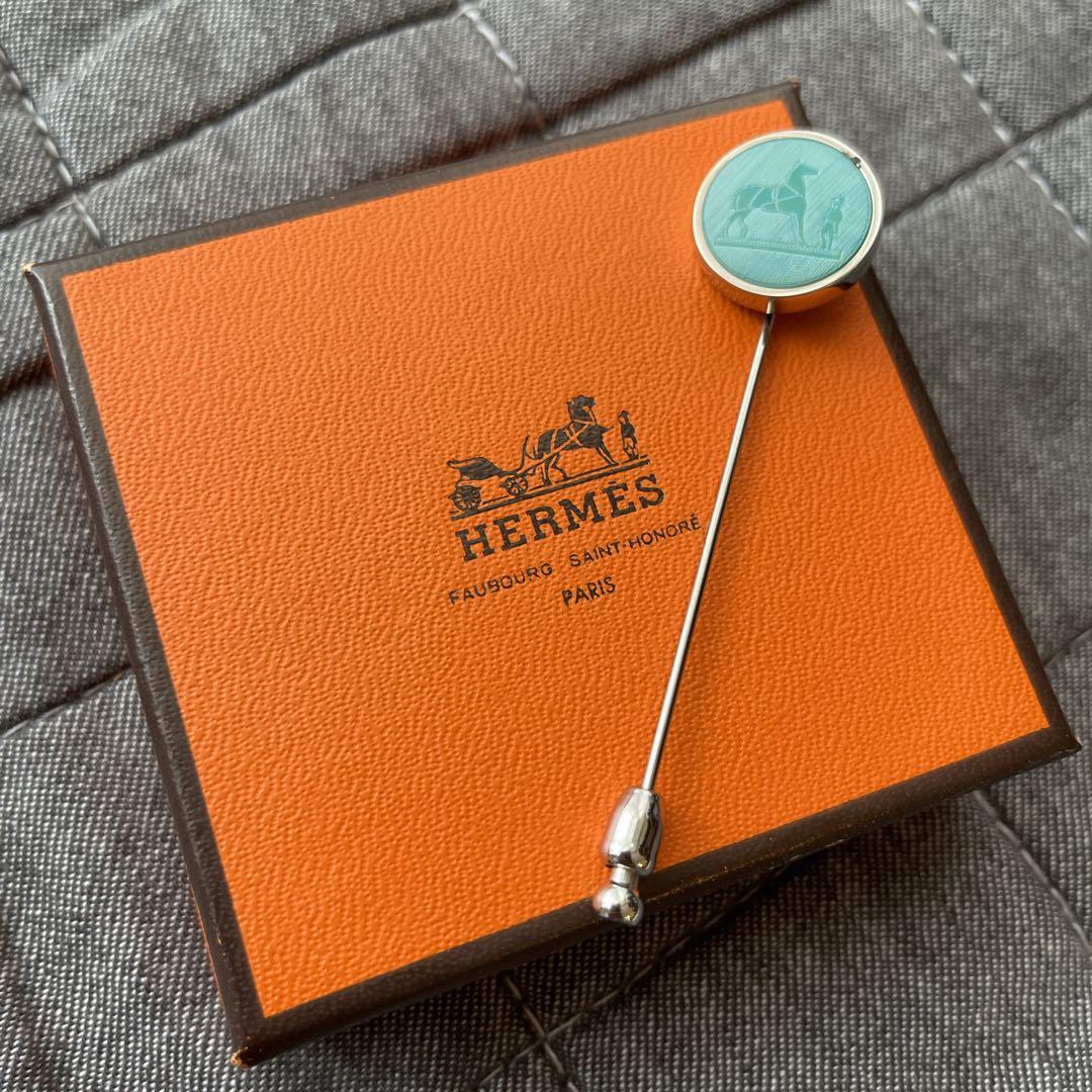 希少 エルメス HERMES セリエ シェル ブローチ ラペルピン ゴールド