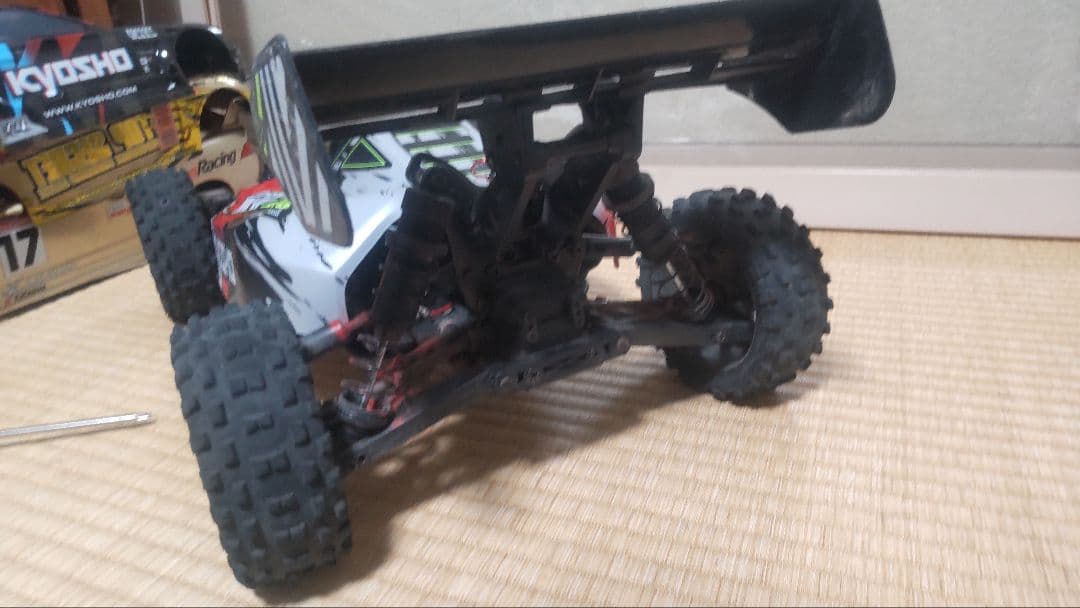 京商 1/8 ブラシレス インファーノNEO 3.0VE