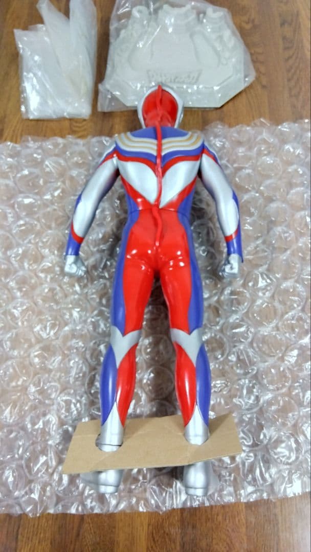 【極上美品】京本コレクション　ウルトラマンティガ　変形劣化なし自立