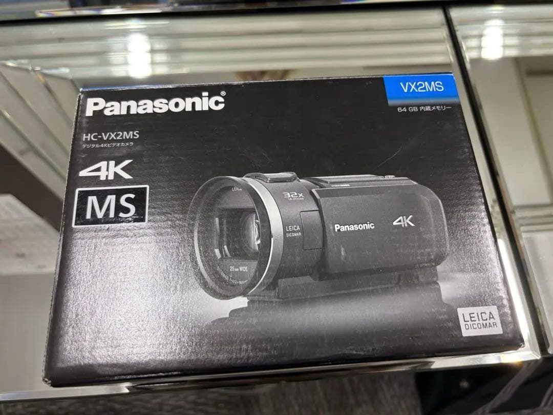 Panasonic HC-VX2MS 4K ビデオカメラ 充電器とバッテリー付