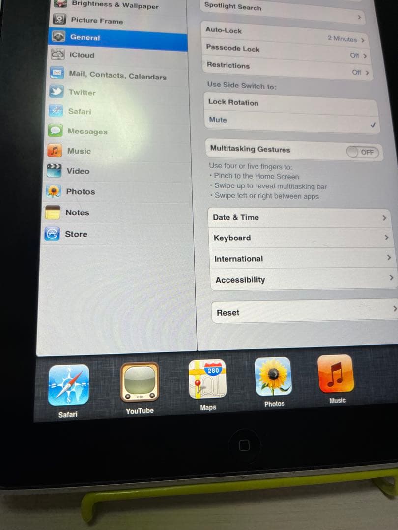 【初代】iPad (MB292J) 13.8GB