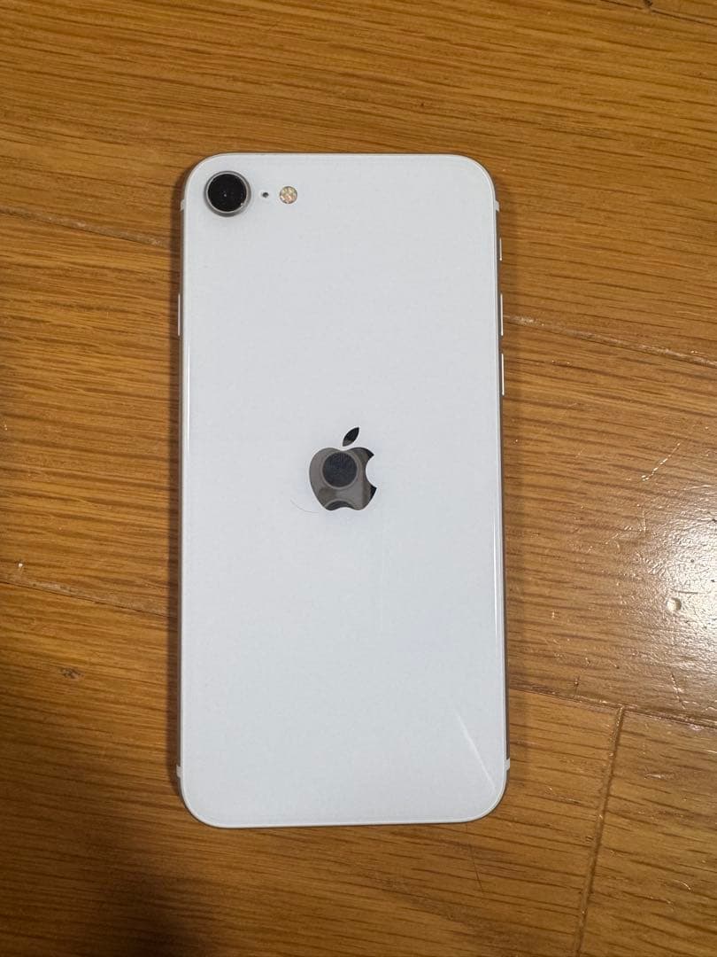 iPhone ホワイト 4.7インチ 本体