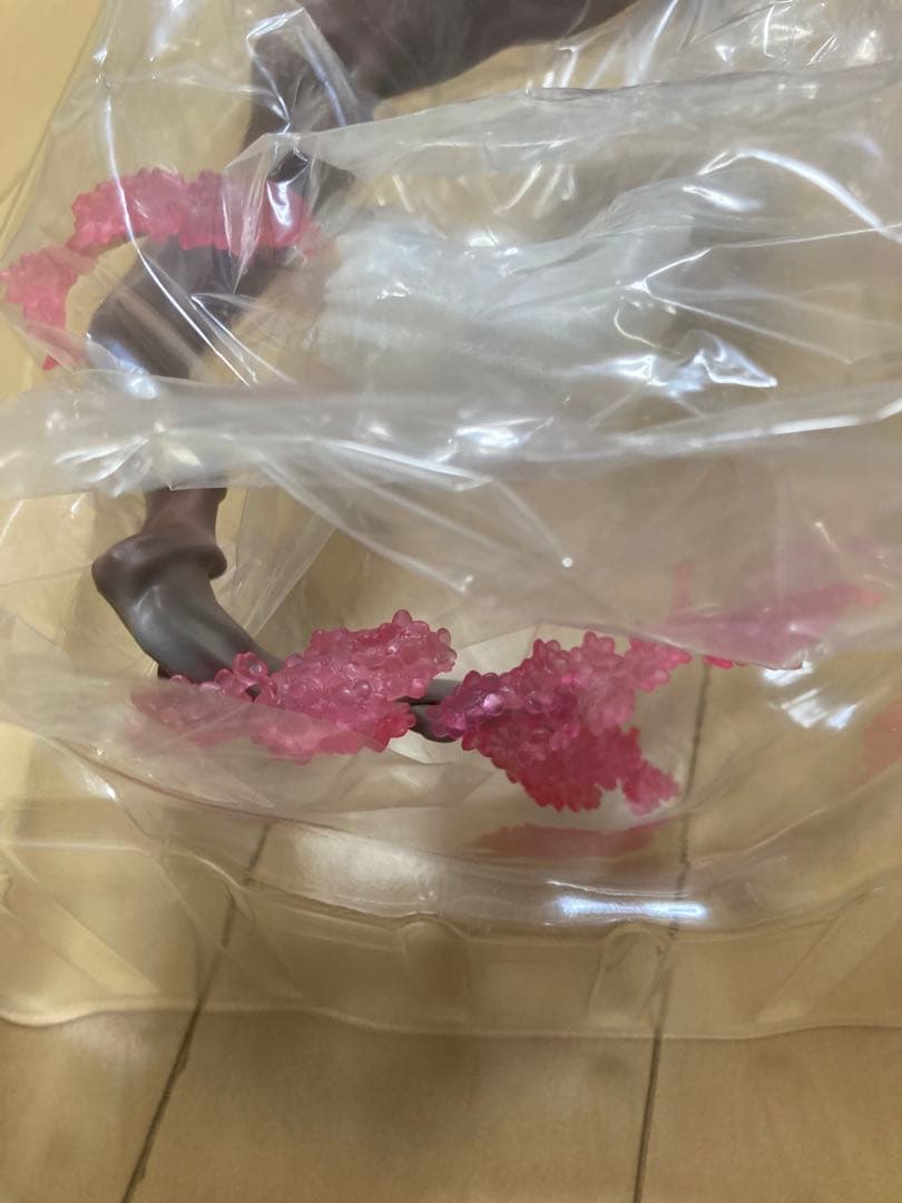 ストロンガー VOCALOID 巡音ルカ 花色衣　1/8 スケール　フィギュア