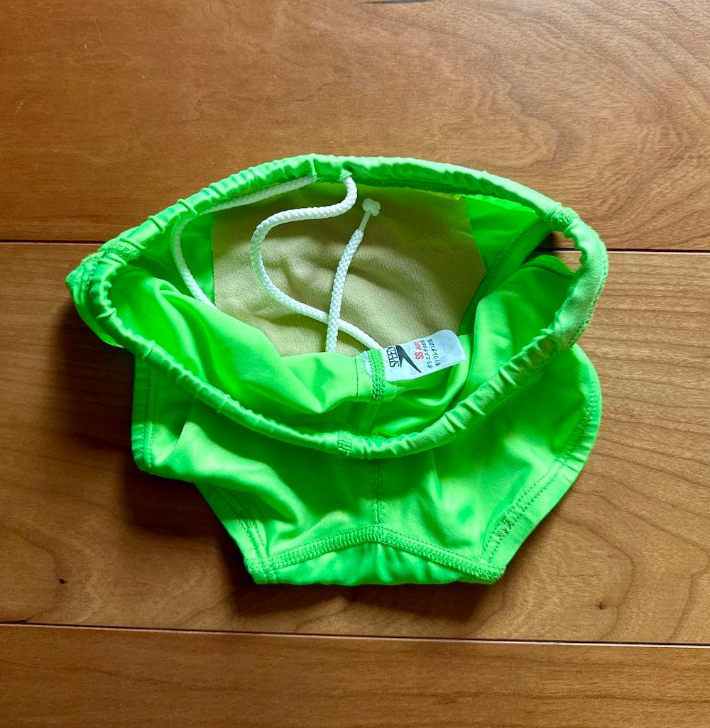 SPEEDO アクアスペック 蛍光グリーン SS 光沢 競パン ライフセーバー