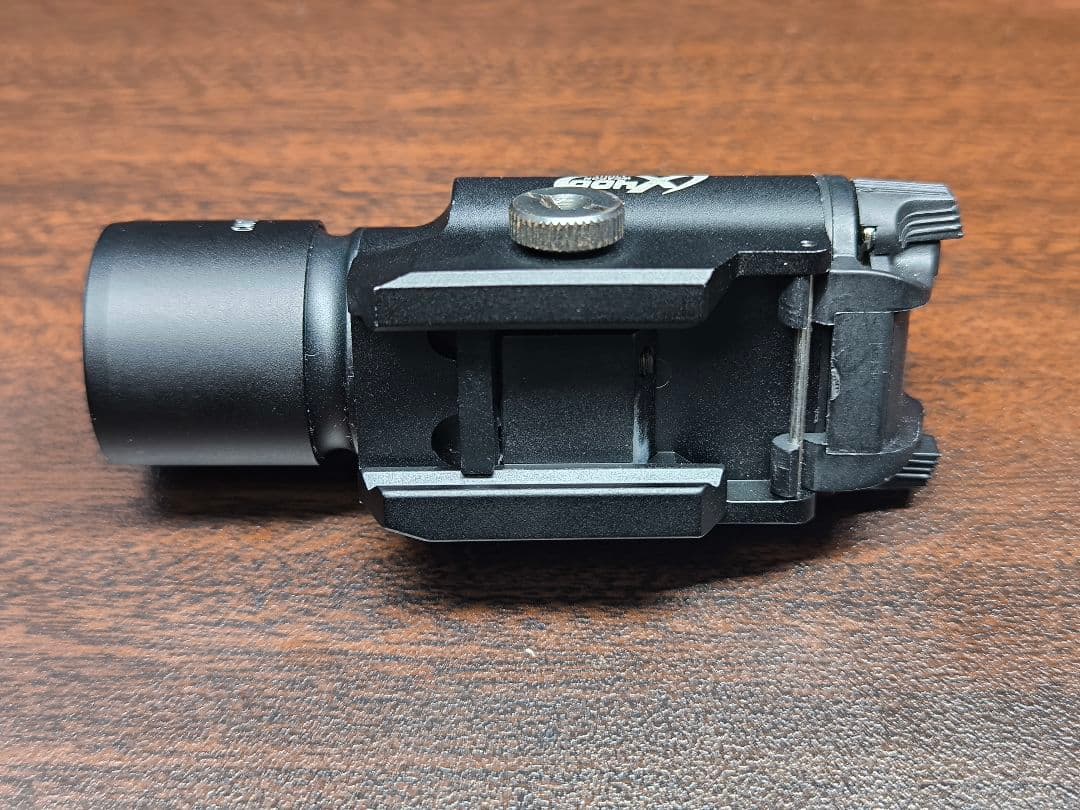 SUREFIRE x400 ウェポンライト