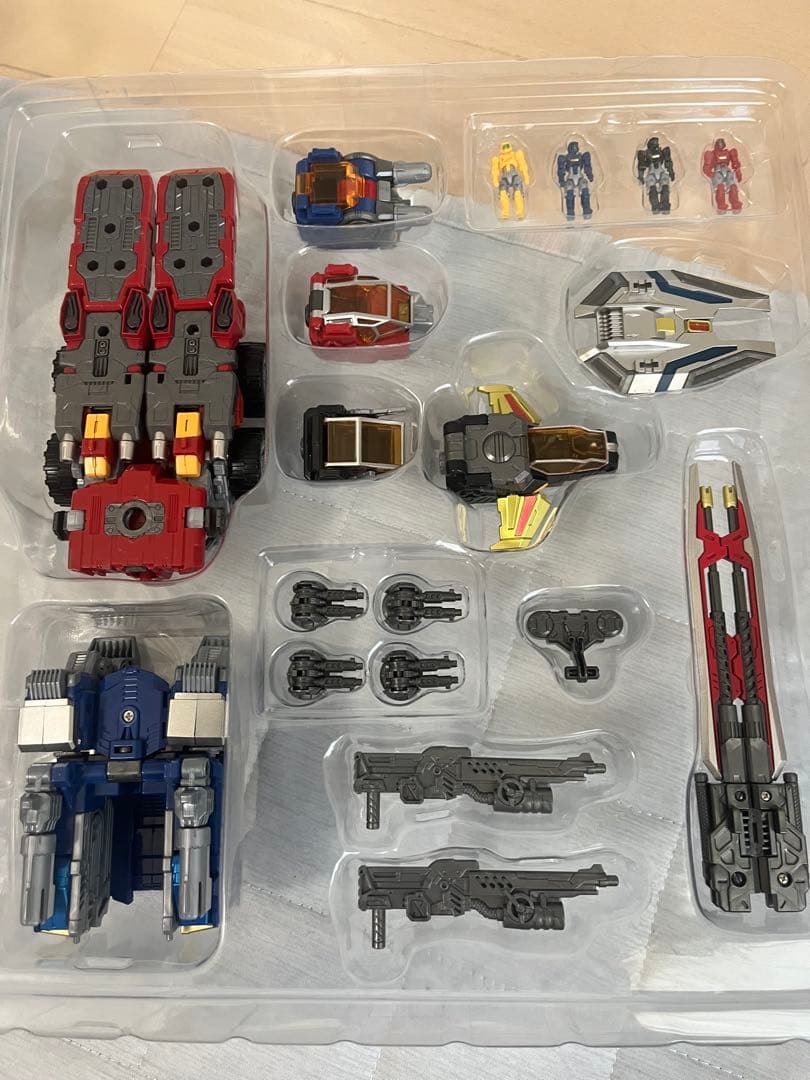 DA-92鎧装合体　パワードコンボイ ダイアクロン