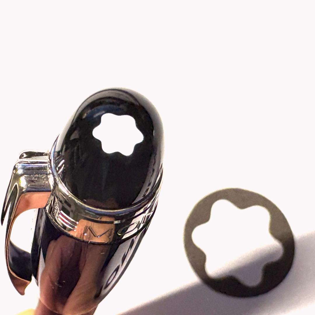 242.モンブラン　スターウォーカークールブルー　ファインライナー 　美品