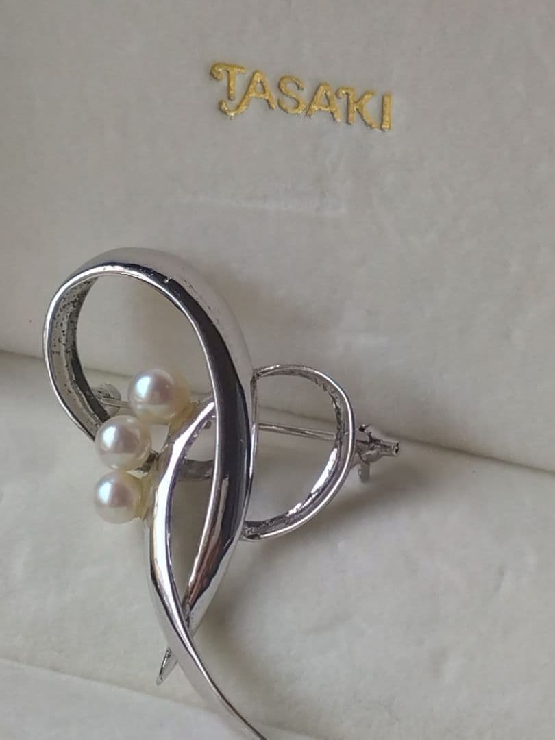 TASAKI 田崎真珠3珠 アコヤ本真珠 ブローチ SILVER