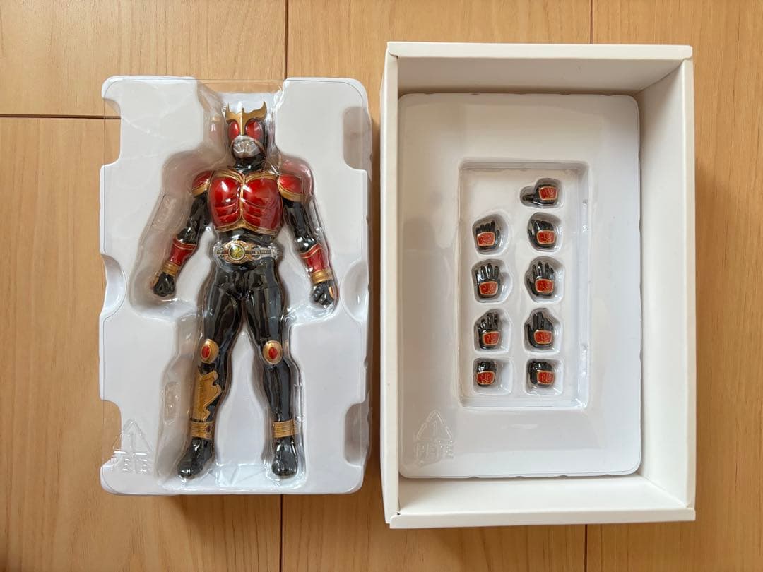 S.H.Figuarts 真骨彫製法　仮面ライダークウガ　ライジングマイティ