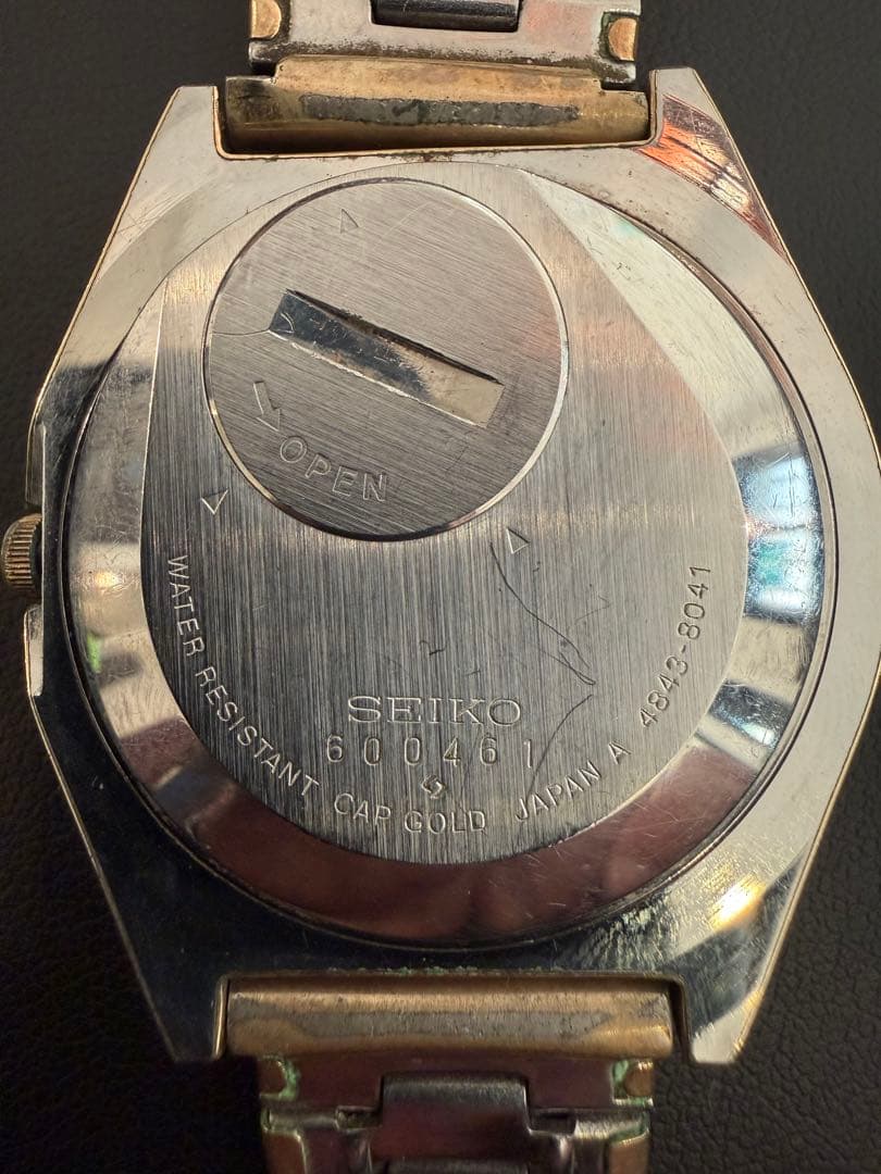 SEIKO グランドクォーツ CAP GOLD 赤SUN 可動品 電池交換済