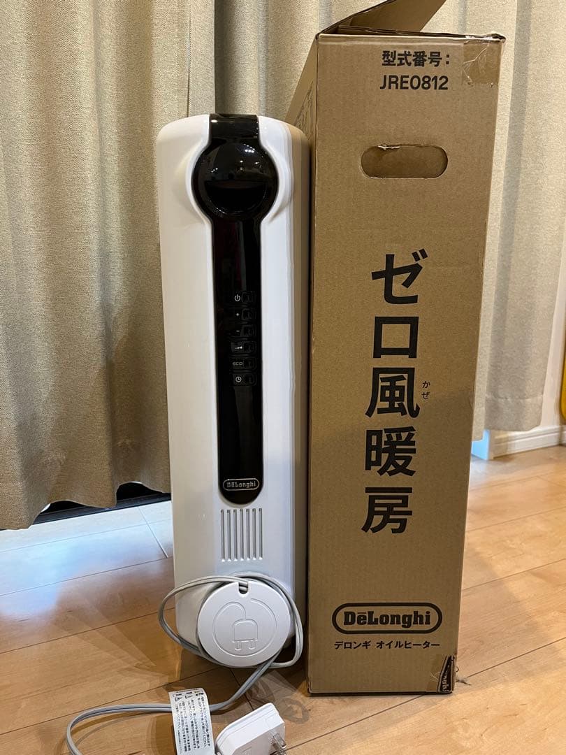 ★ひまわり★デロンギオイルヒーターJRE0812 8〜10畳　動作確認済み デロンギ オイルヒーター ホワイト フィン8枚 8~10畳用 JRE0812