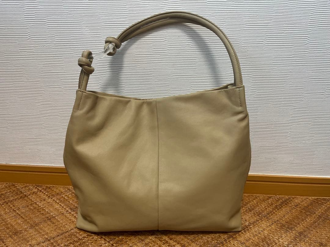 プ*ヨ様 【未使用】しずくパーツワンハンドルバッグ しずくパーツワンハンドルバッグ | ear PAPILLONNER(イア パピヨネ