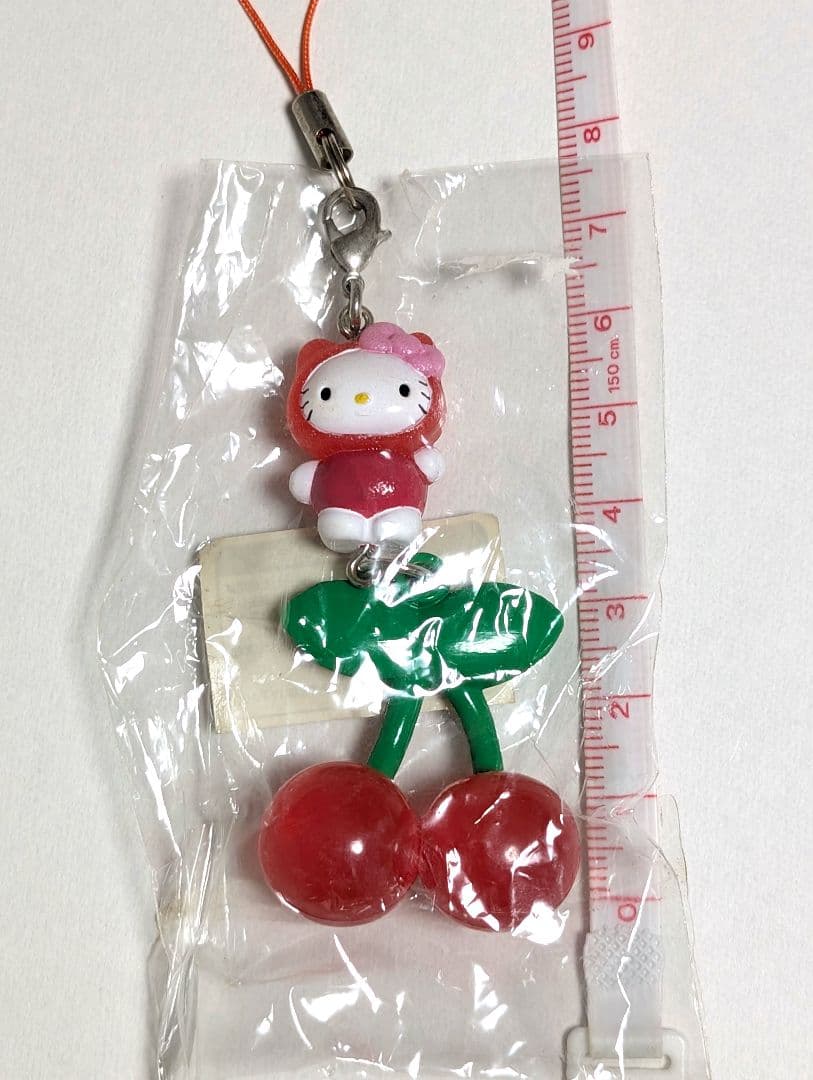 ご当地キティ　根付　フルーツバージョン　さくらんぼ　チェリー　ストラップ　激レア