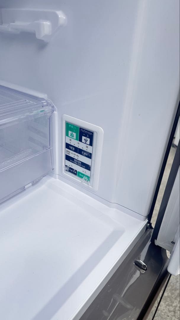 【井上】ブラウン 3ドア冷蔵庫 ガラス扉