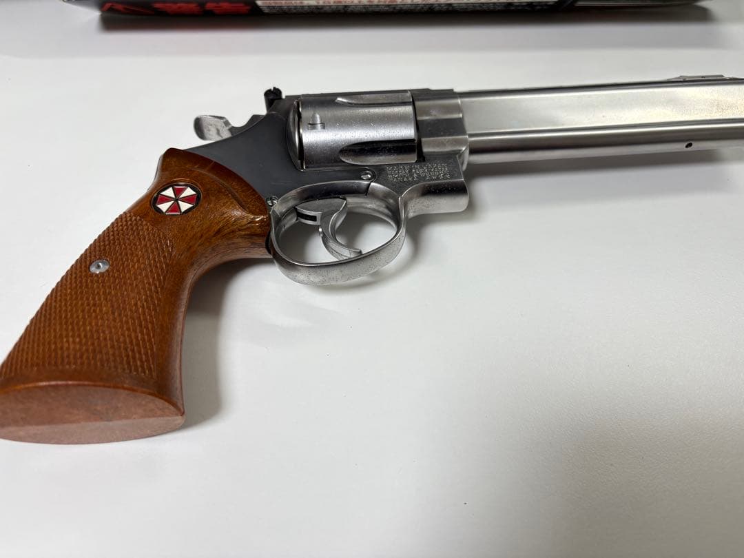 タナカワークス アンブレラ マグナムリボルバーガスガン バイオハザード 木製