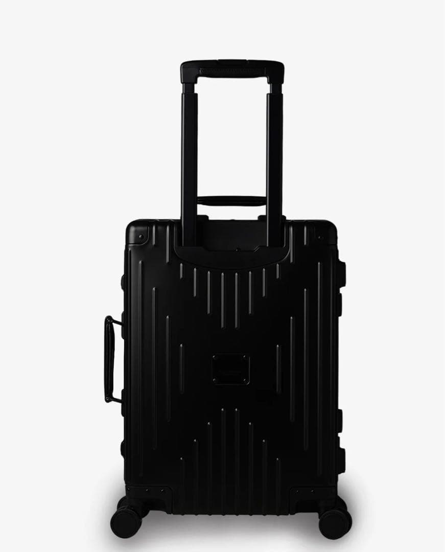 innovator Stealth 36L Cabin イノベーター ステルス