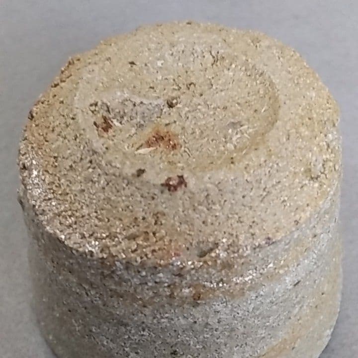 西岡小十　氏作　唐津焼　唐津ぐい呑み　箱なし　(NO.1)