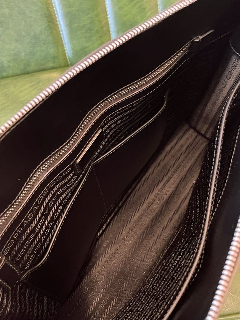 【あや】PRADA 2VG030 SAFFIANO TRAVEL バッグ