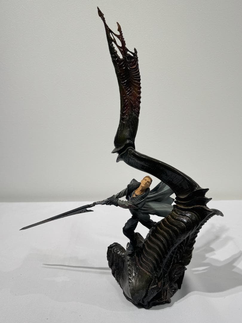 ファイナルファンタジーVII フィギュア　サイファー・アルマシー　オーディン