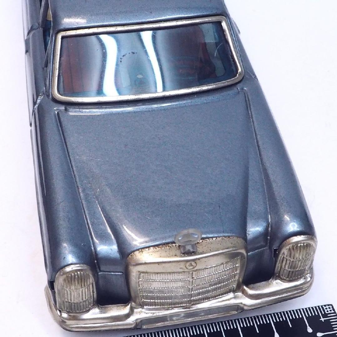 旧バンダイ【 メルセデス ベンツ250 銀色】tin toy car ブリキ箱付
