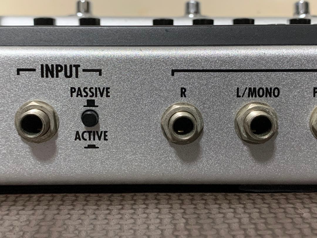 ZOOM G5 マルチエフェクター 本体、取扱説明書のみ