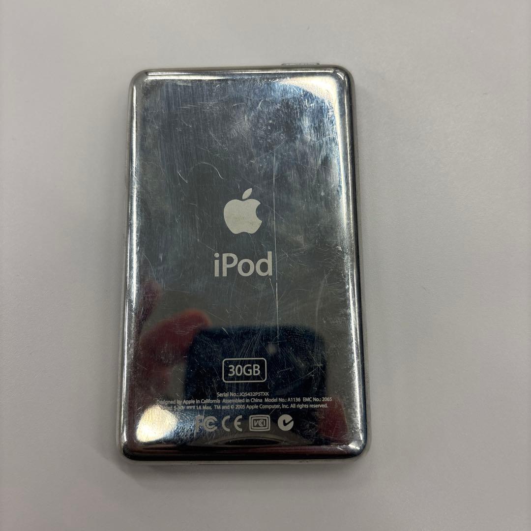 動作品】iPod classic A1136 30GB 本体のみ - メルカリ