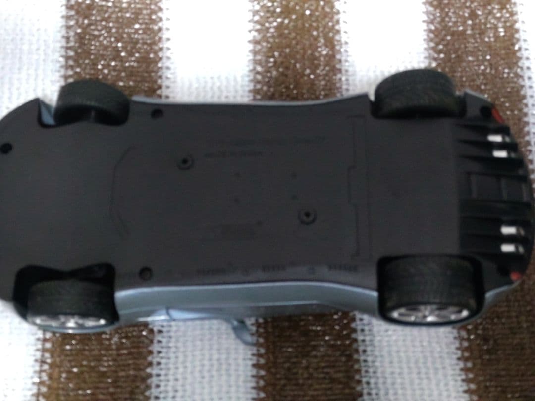 モンドモータース 1/18 アストンマーチン　　　One-77　ミニカー