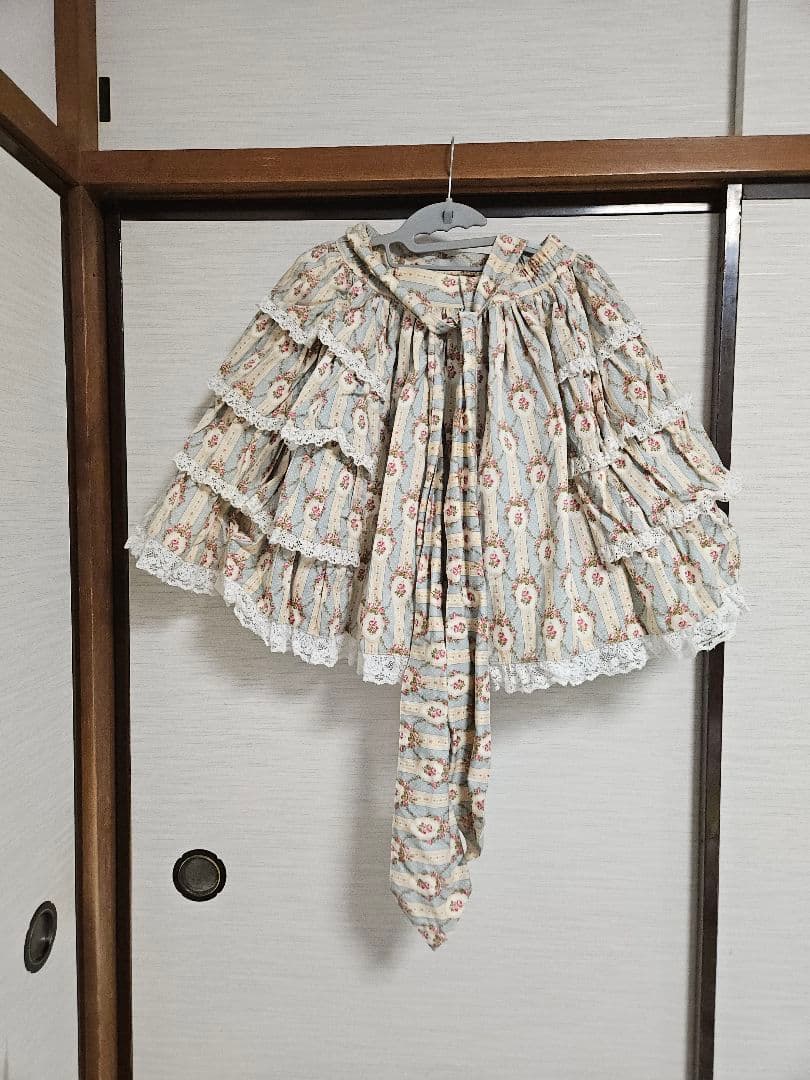 メタモルフォーゼ 初期 花柄サイドフリルスカート サックス