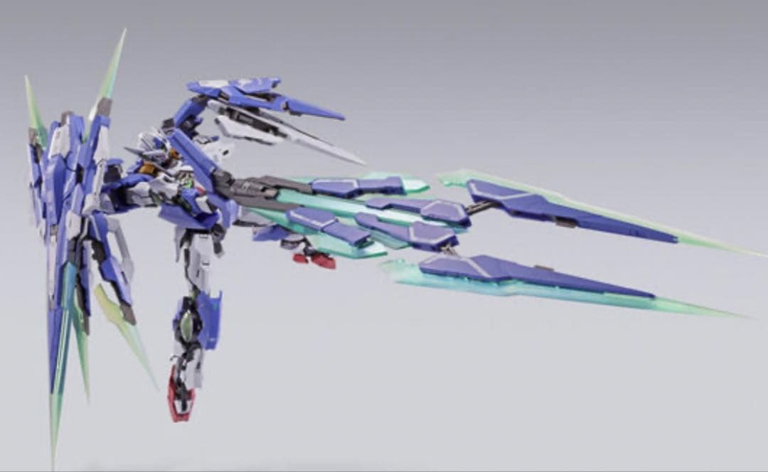 LBUILDダブルオークアンタ フルセイバーとフルセイバー用オプション付