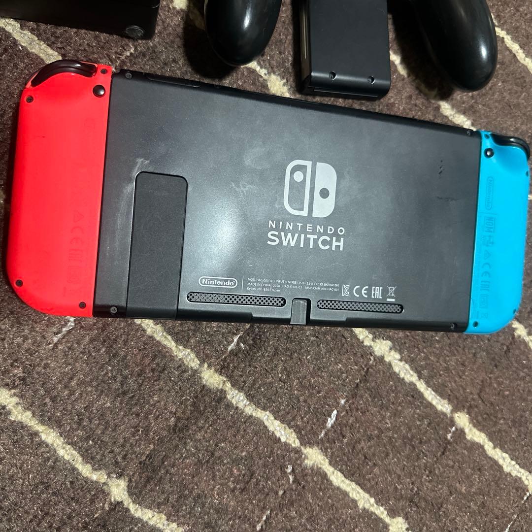 Nintendo Switch 赤/青 本体 充電器付き