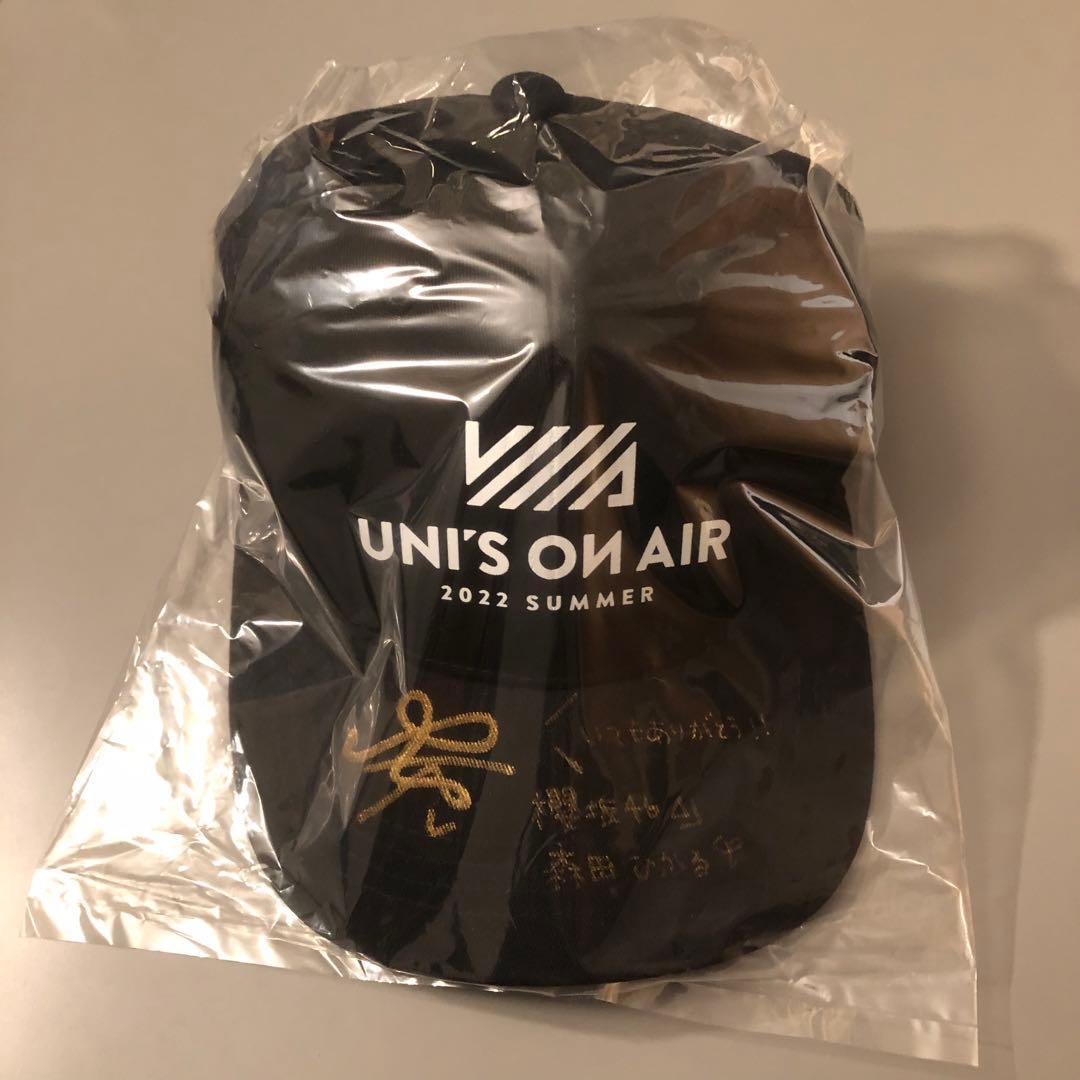 森田ひかる　直筆サイン入りチェキと直筆サイン入りキャップ