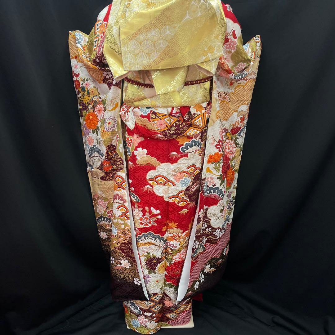 セミアンティーク 振袖7点セット 正絹部分絞りに箔使い 赤黒白 華やか