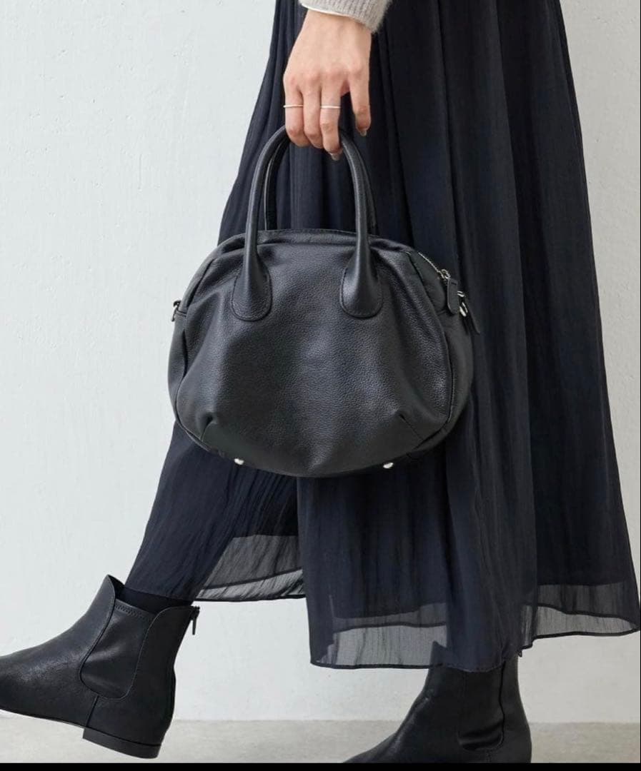 【完売色】未使用近　ビアズリー ラウンドミニボストンバック　ブラック